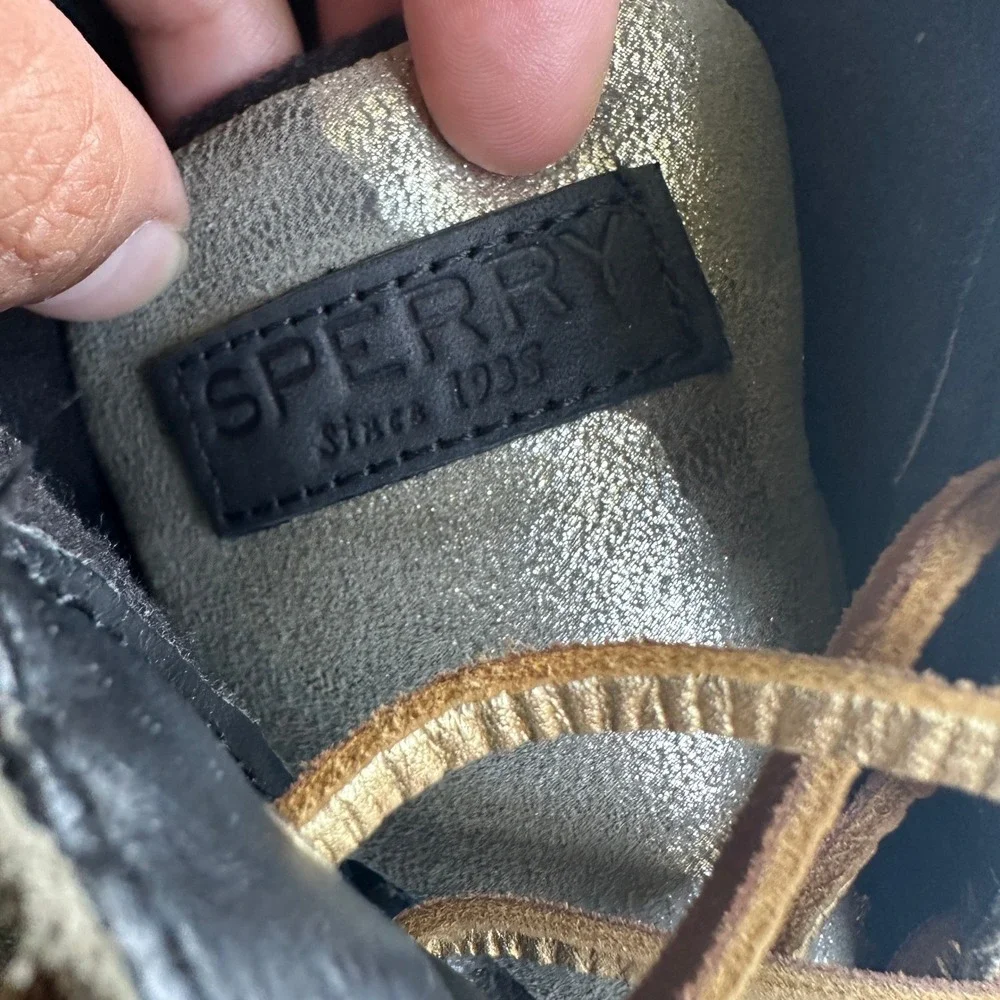 Sperry saltwater metallic
